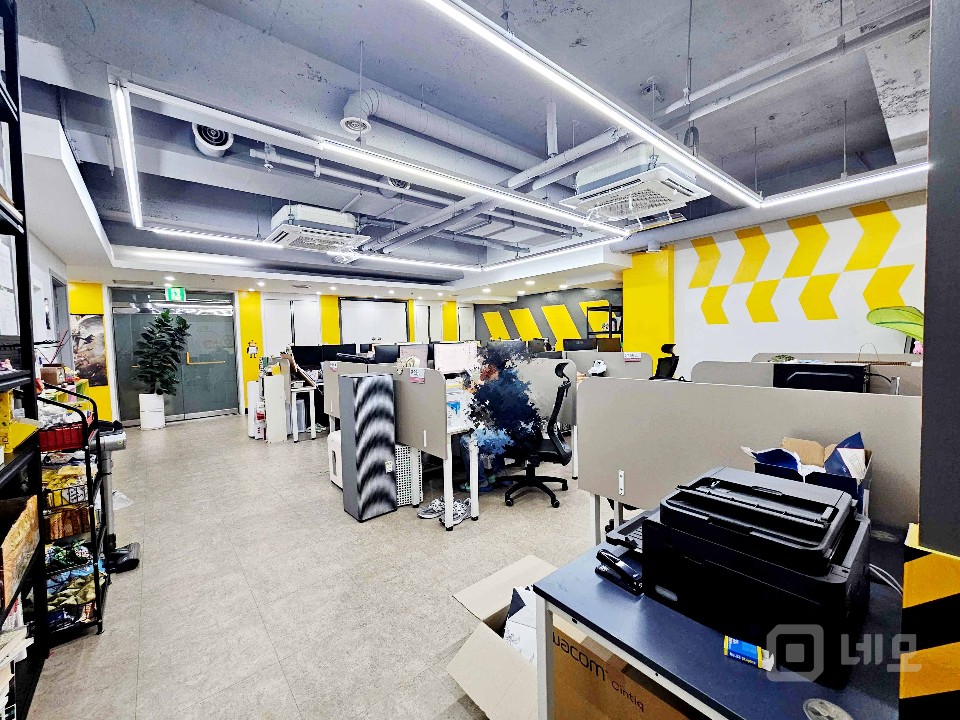 I세븐I 합정역도보2분 90평 인테리어 완비 사무실 매물의 3번째 사진