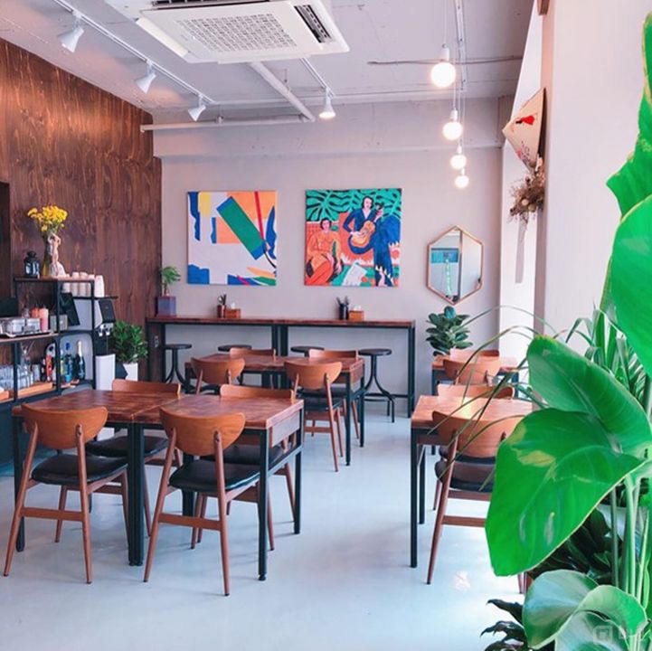 깔끔한 인테리어 및 시설 완비된 평촌동 1층 베트남음식점 매물의 1번째 사진
