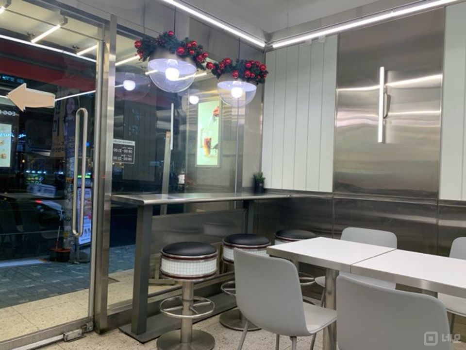 상수역 초역세권 유동인구 많은 상수동 1층 상가 매물의 4번째 사진