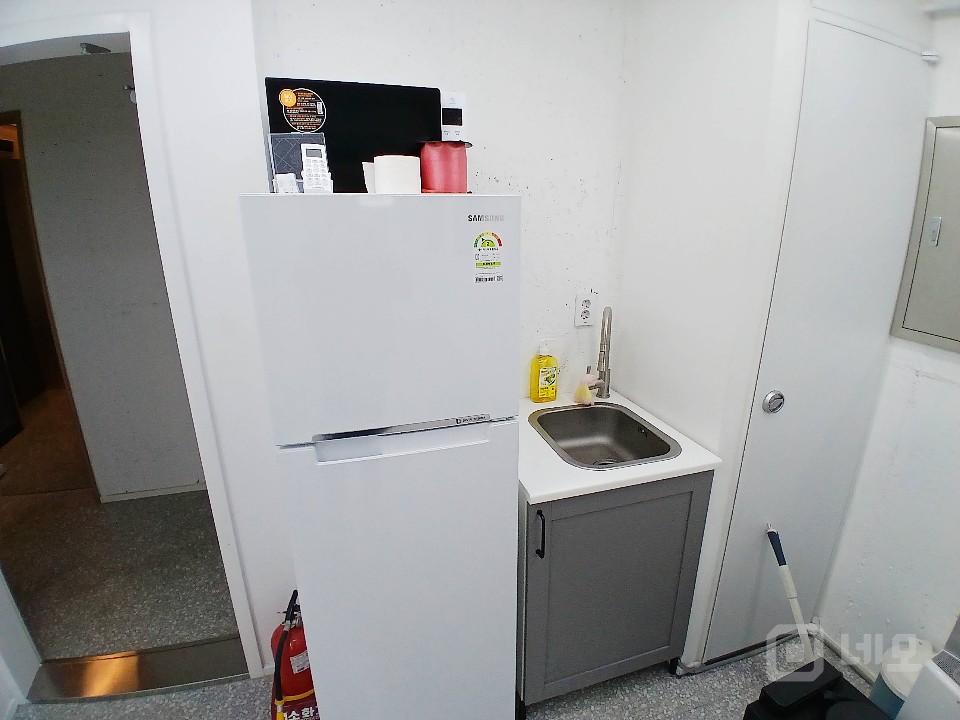 홍대입구역 도보 5분 신축급 1층 사무실 작업실 매물의 9번째 사진