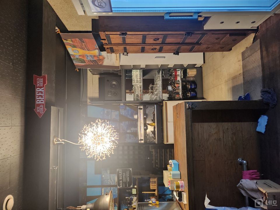 신중동역 역세권, 중동 번화가에 위치한 와인BAR 매물의 5번째 사진