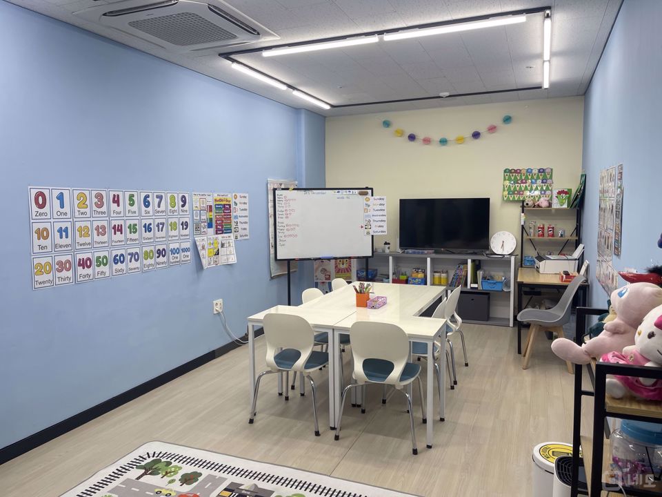 상일동 대단지 아파트 상가, 다양한 업종 가능한 교습소 매물의 2번째 사진