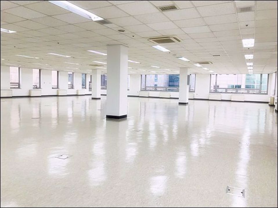 ●학동역 10번 출구 도보 2분 이내 위치! 내부 매우 깨끗합니다 ! 매물의 2번째 사진