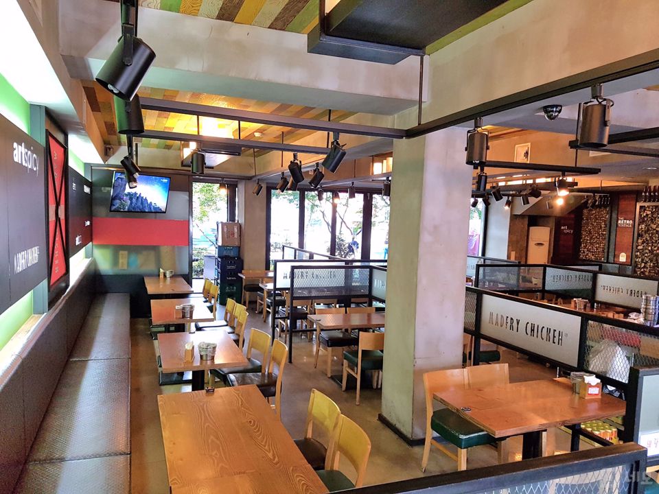 단골 손님 많은 도곡동 치킨호프집 매물의 1번째 사진