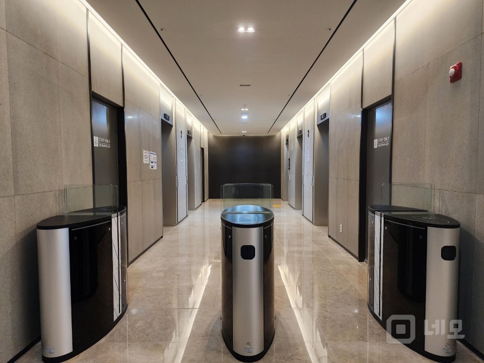 청량리역 바로 앞 역세권 프리미엄 오피스 기둥 없는 반듯한 호실 매물의 9번째 사진