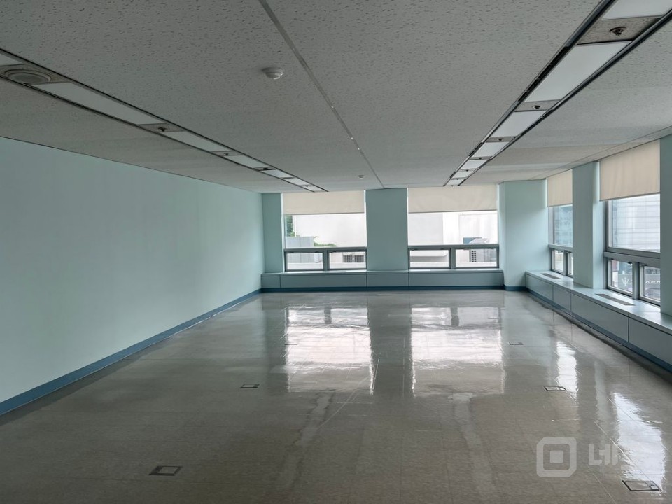 [용산역 도보권] 3층 프리미엄 사무실 임대 매물의 4번째 사진