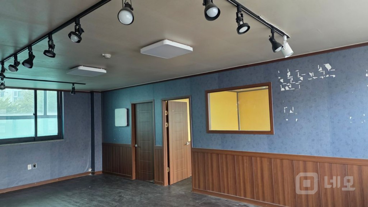 지하철역 5분이내, 넓은 공간과 편한주차 임차건물 매물의 2번째 사진