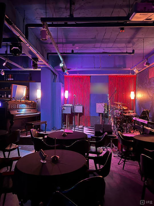 교대역 역세권, 인테리어 완비된 서초동 BAR 매물의 2번째 사진