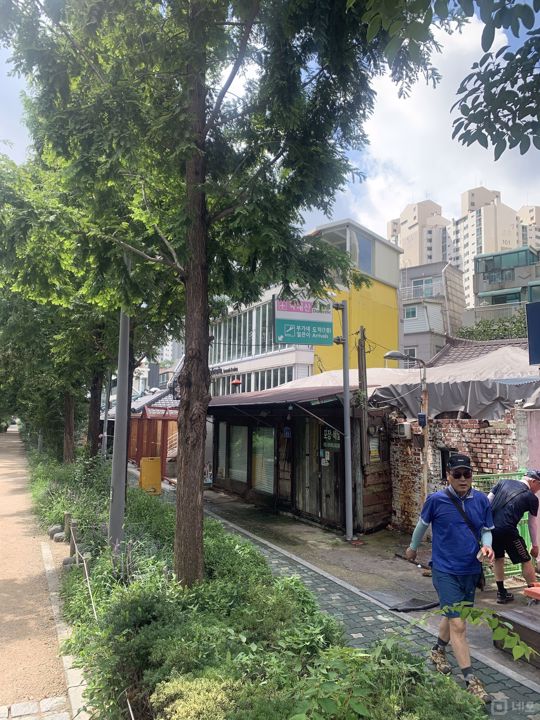 홍대땡땡거리, 경의선 숲길 옆에 위치한  전망 좋은 창전동 상가 매물의 27번째 사진