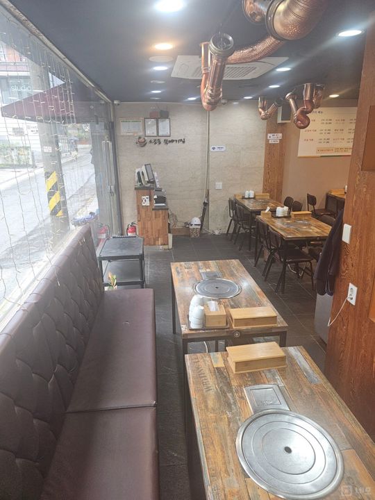고깃집 및 전골,한식에 적합 홀외에 3개의 룸완비 매물의 4번째 사진