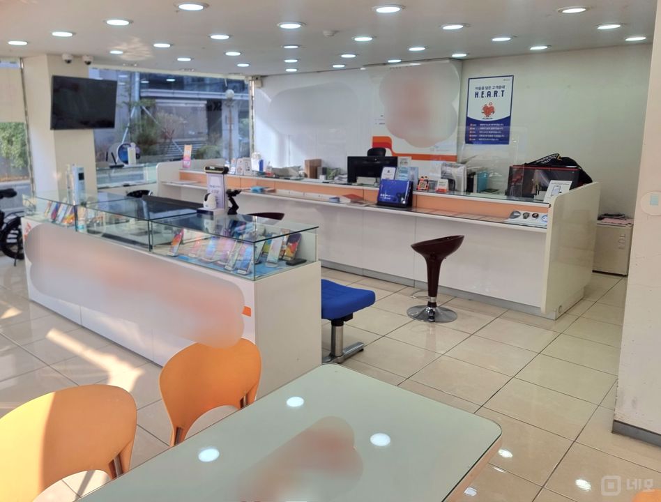 대로변 1층 코너, 주목도 높은 방이동 점포 매물의 3번째 사진