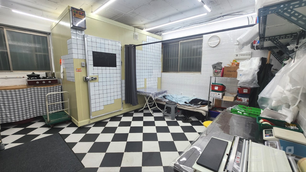 연남동 경성고 인근 빌라 모여있는 주거지역 넓은 1층 상가 매물의 9번째 사진