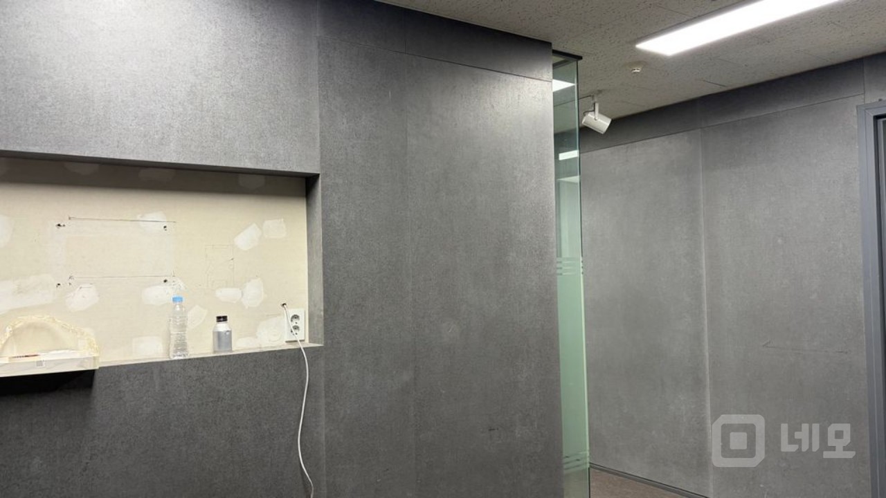 DMC첨단산업센터 211호 (DMC지원시설) 매물의 2번째 사진