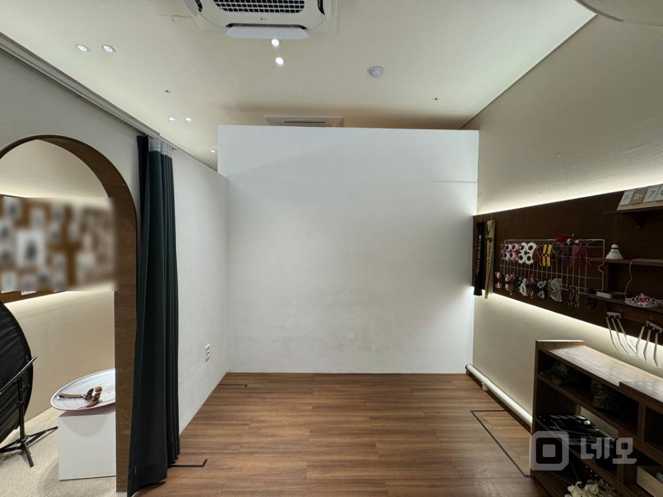 우드분위기 셀프스튜디오 룸1 테라스1 주차o 매물의 2번째 사진