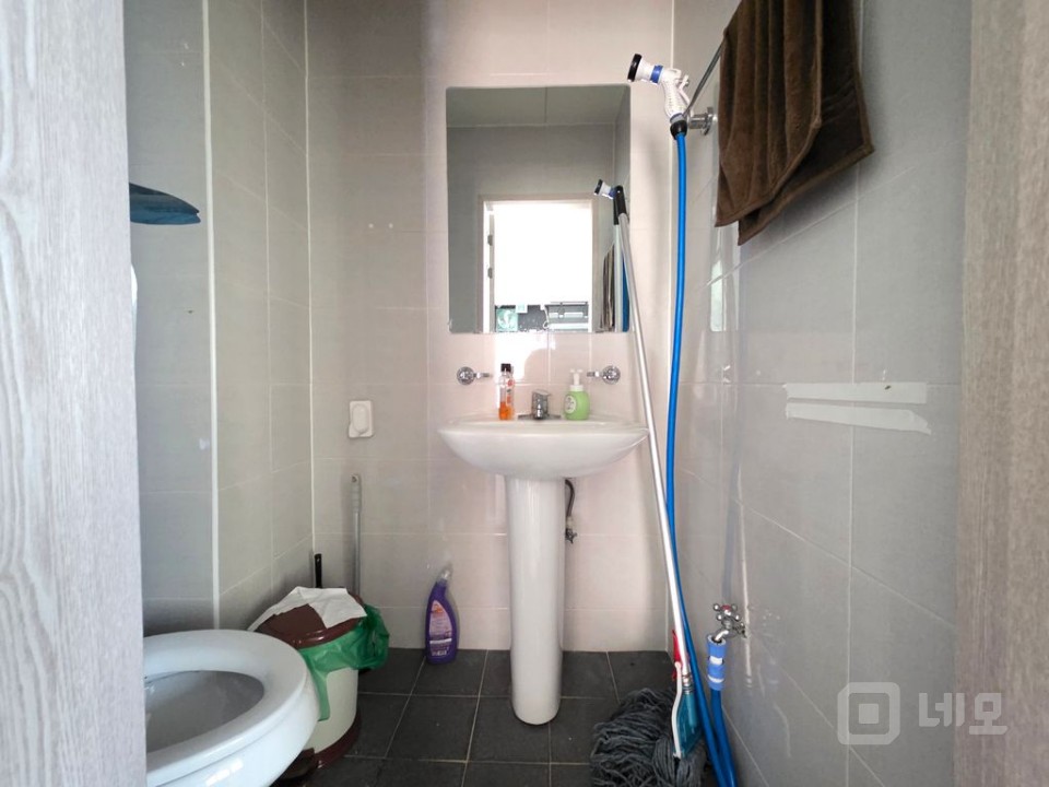 인테리어 깔끔한 상가 사무실 임대 매물의 5번째 사진