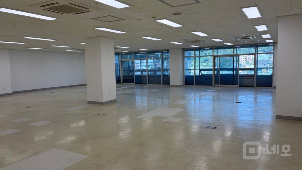 DMC첨단산업센터 202호 (DMC지원시설) 매물의 3번째 사진