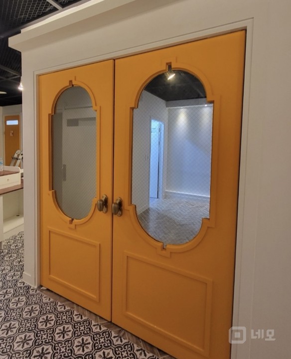 그냥 오시면 됩니다^^ 매물의 3번째 사진