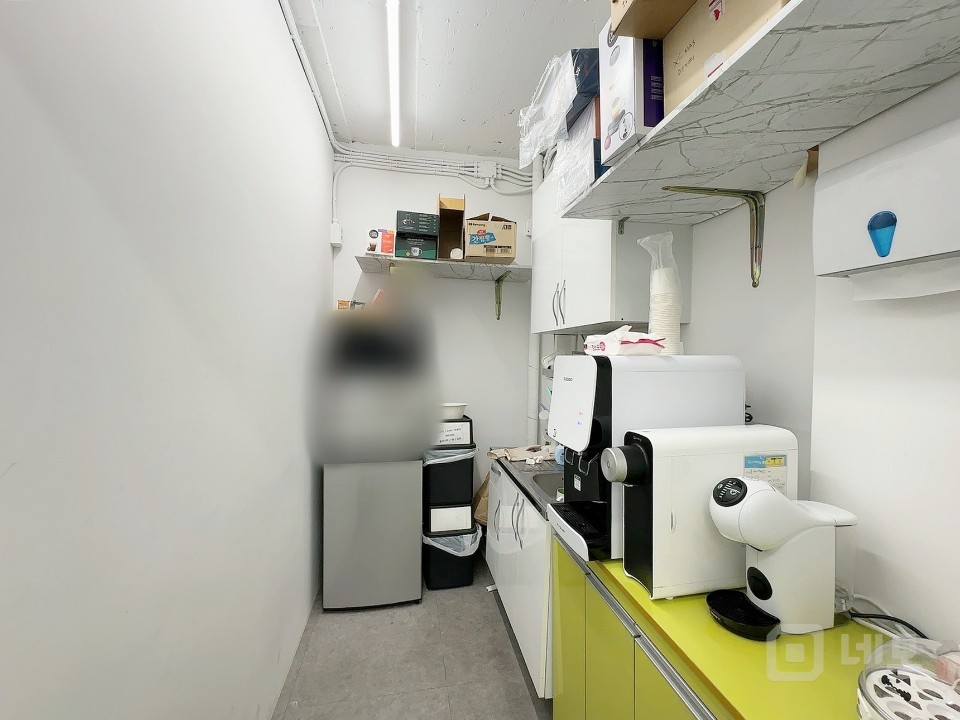 신사초역세권, 나로수길위치, 도산대로 사무실, 컨디션최상 매물의 6번째 사진