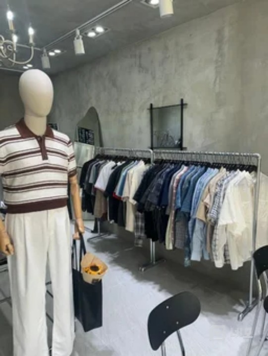 중앙역30초 )인테리어완비!! 무권리 상가 매물의 3번째 사진