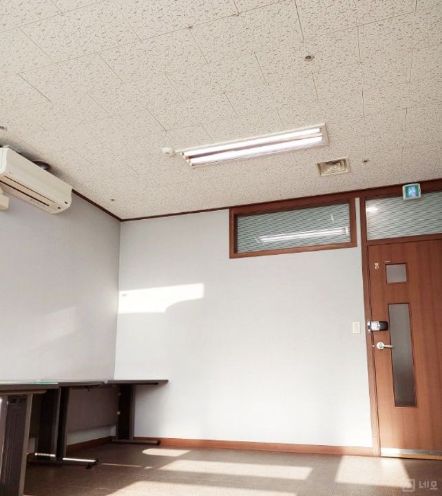 연수구 송도동  지식산업센터내 8층 사무실 임대 매물의 2번째 사진