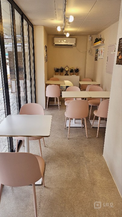 아담하고 예쁜 홍차 겸 카페 매물의 3번째 사진