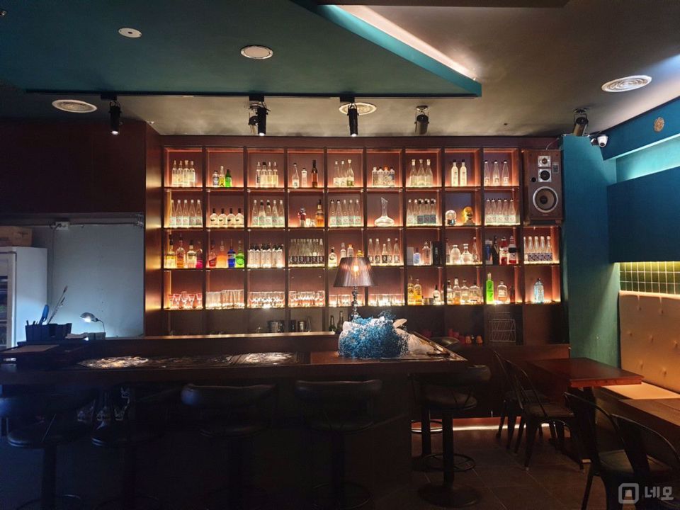 보문동4가 주상복합상가, 인테리어 및 시설 최상 와인바 매물의 1번째 사진