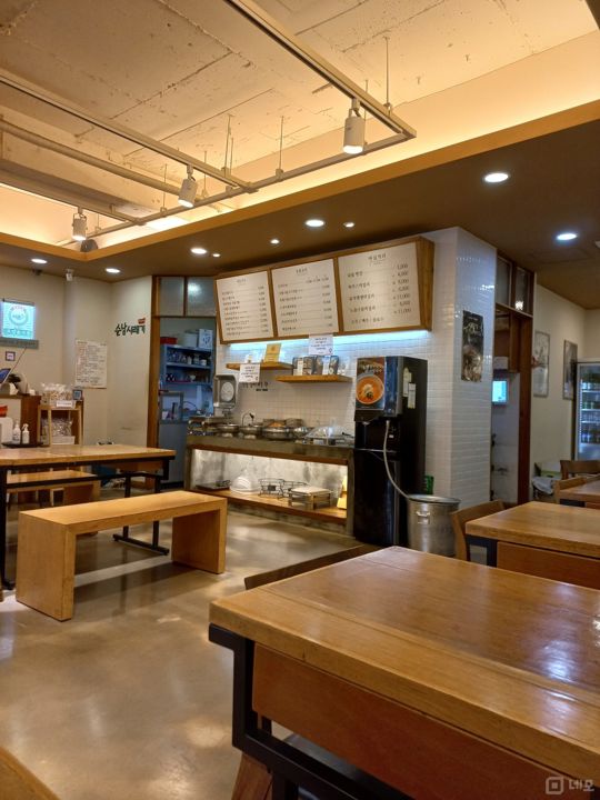 방배동 주거, 오피스 상권, 안정적인 수요 발생하는 한식점 매물의 1번째 사진