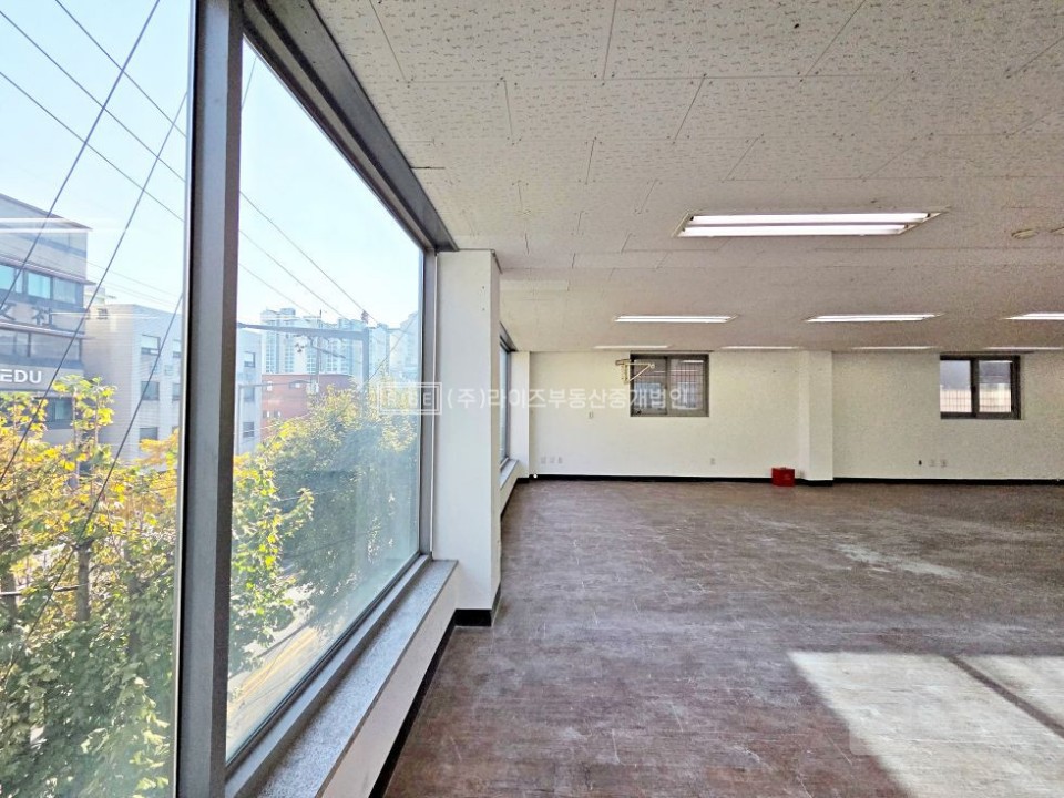 RISE 가성비 61p 인테리어완비 반듯한구조 주차편리 매물의 19번째 사진