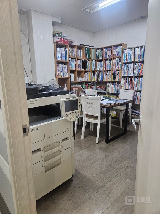 ❤ 정자역대로변 5분내, 위치최고,사무실, 병원, 학원 ,요가,피부샵 매물의 1번째 사진