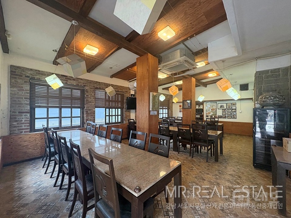 삼성중앙역 먹자골목 메인상권 단독사옥 매물의 1번째 사진