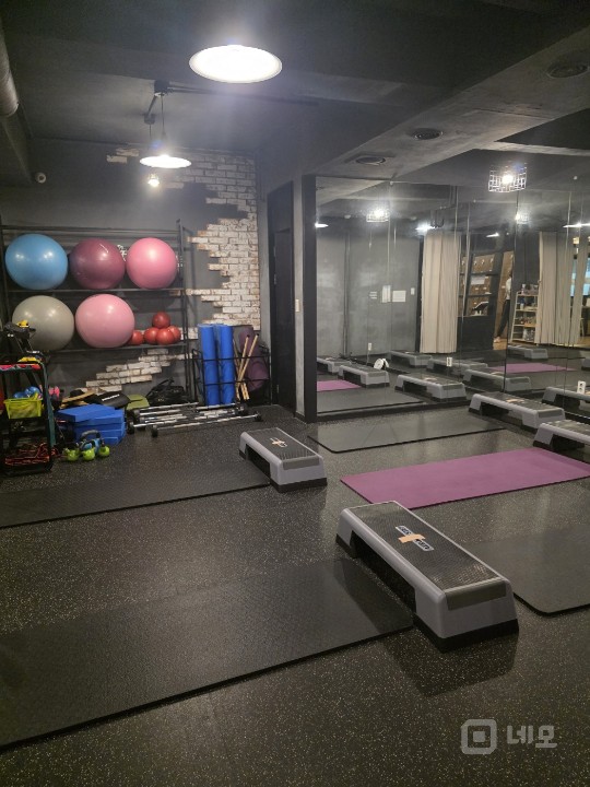 범계역 2번출구 초역세권 로데오거리 평수넓은 매물입니다. 매물의 6번째 사진