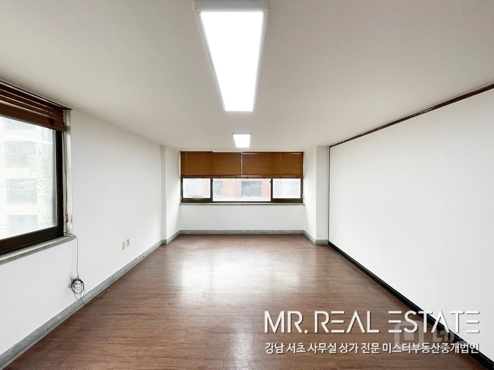 개나리아파트 사거리 가격대비 넓은 사무실 사진있음 매물의 8번째 사진