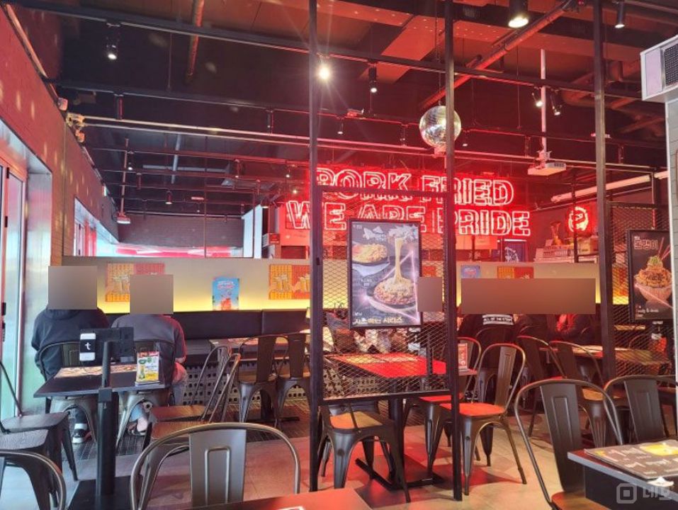 발산 역세권, 마곡동 메인상권에 위치한 1층 맥주호프점 매물의 1번째 사진