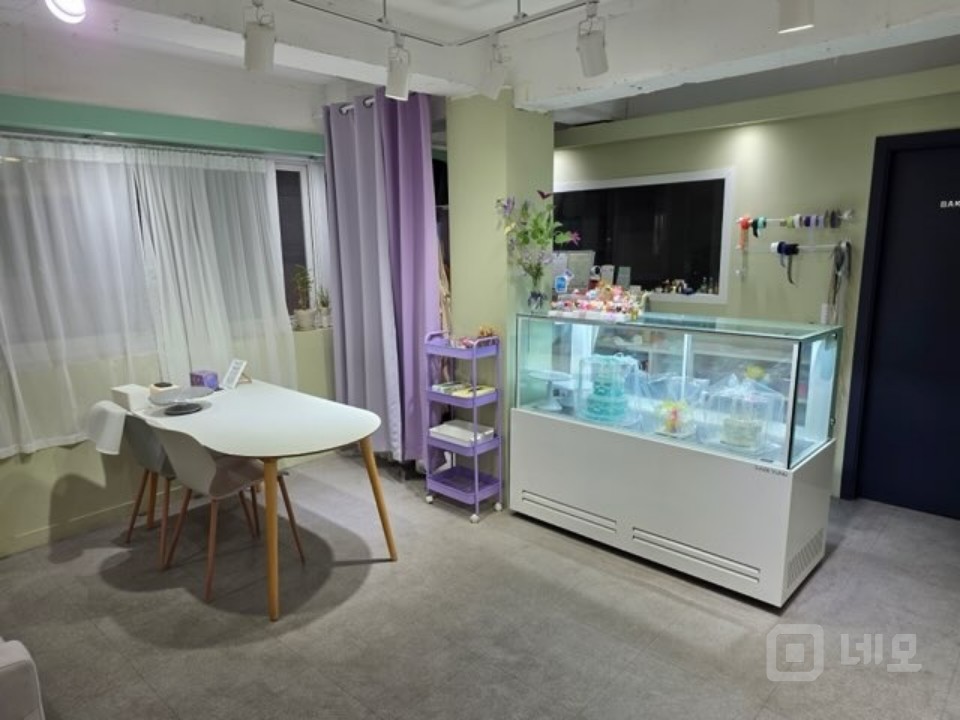 선릉역 도보 3분거리 인테리어  좋은 상가(  왁싱 및  속눈썹 추천)  매물의 3번째 사진