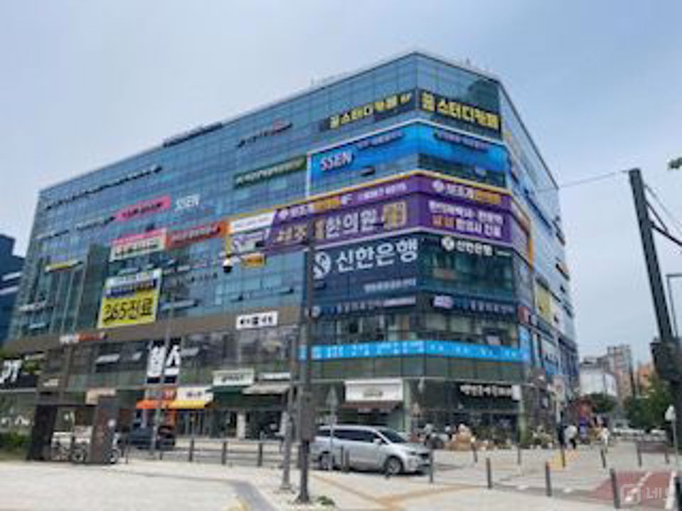 영통 망포역 대로변 매출 수익 좋은 왁싱 전문점 매물의 5번째 사진