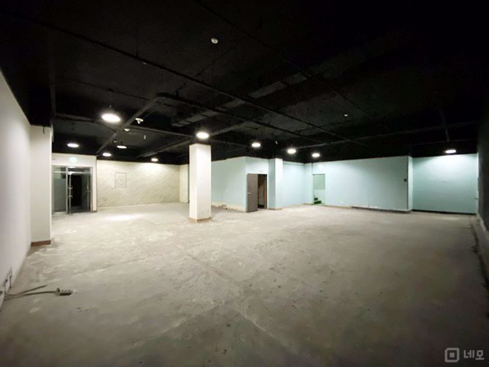 ●강남구청역 도보 5분거리! 역세권 인프라 좋은 사무실 임대! 매물의 1번째 사진