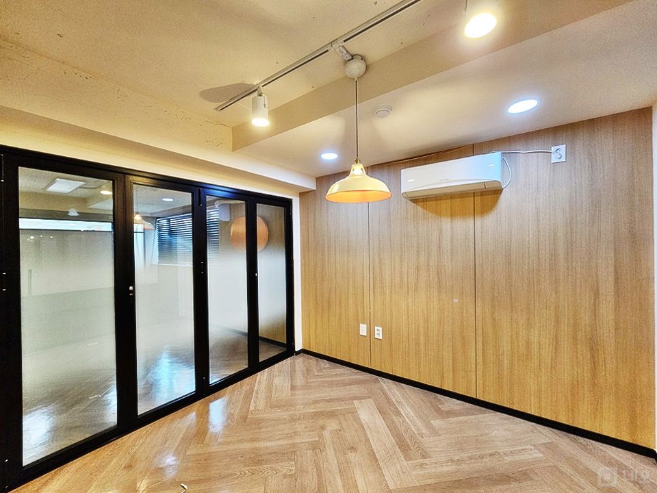 JS 상수역 도보3분!!! 컨디션 깔끔한 통임대 사무실 상가 매물의 38번째 사진