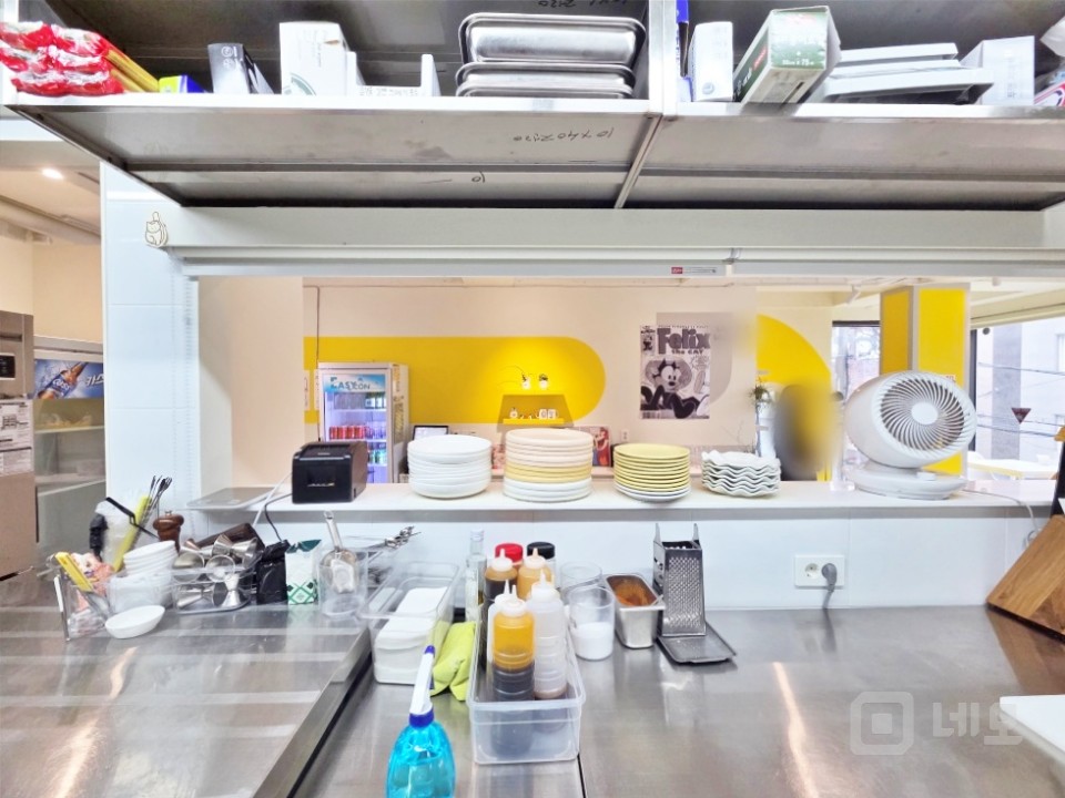 GATE 망원동 망리단길 메인 중심 신축급 건물 2.5층 상가 매물의 6번째 사진