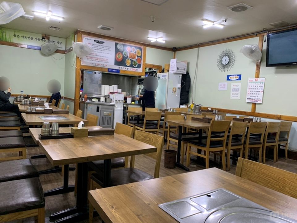 여의도동 국회의사당역 역세권, 회사원 단골 많아 매출 안정적인 백반집 매물의 1번째 사진