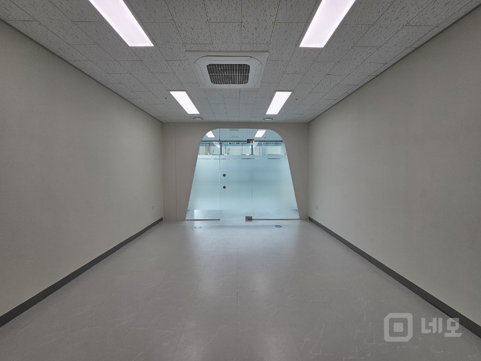 실13평 룸1 싱크대 인테리어A 입주협의 매물의 1번째 사진