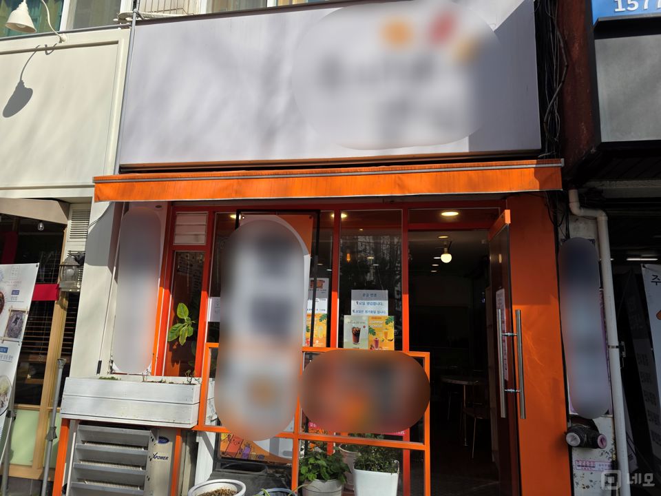 신정동 신정네거리역 역세권, 다수의 대단지 아파트 인접한 분식집 매물의 5번째 사진