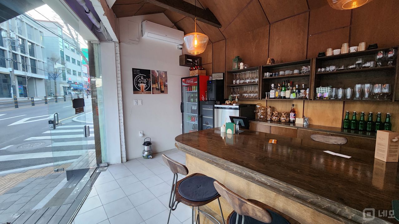 수유동 4.19민주묘지역 역세권, SNS 핫플레이스, 단골 많은 요리주점 매물의 2번째 사진