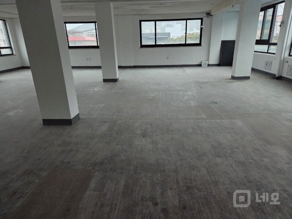 남양주시 화도읍 중심에 위치한 3층 (일심한의원 운영했던 상가) 매물의 2번째 사진