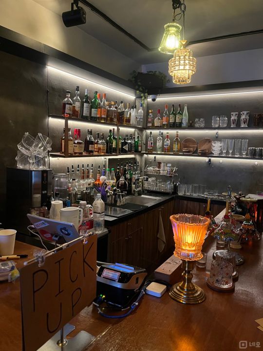 상수동 상수역 역세권, SNS 핫플레이스, 입소문 듣고 찾아오는 바 매물의 1번째 사진