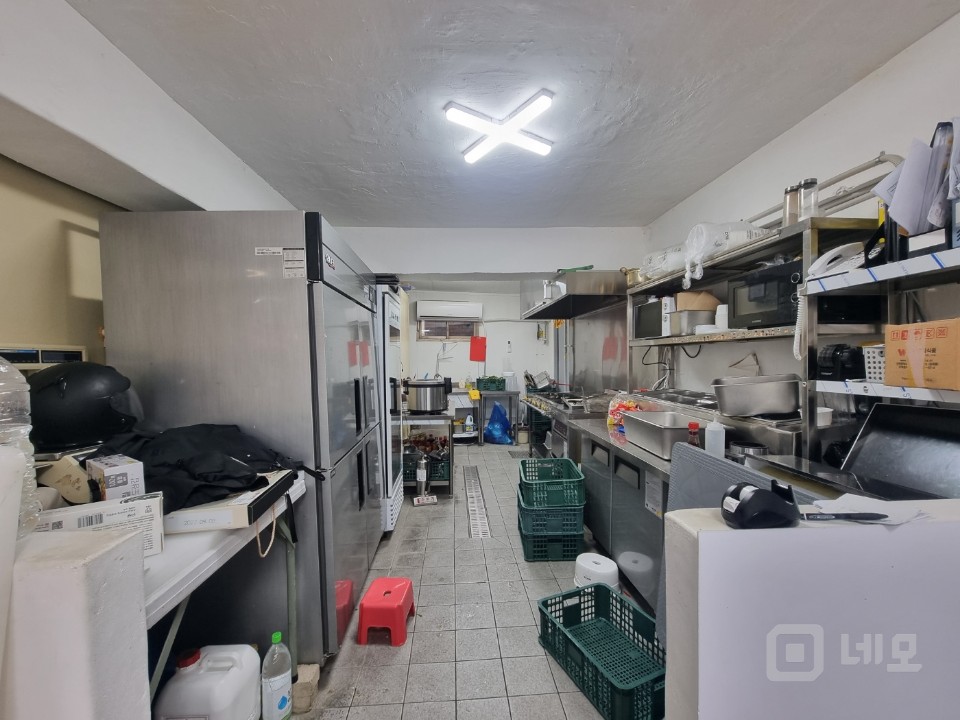 먹자골목 1층 역세권 2칸 매물의 4번째 사진