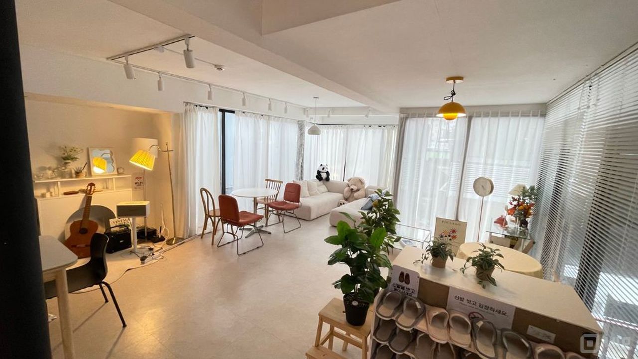 홍대입구역 도보3분 역세권 주차가능한 파티룸 매물의 1번째 사진