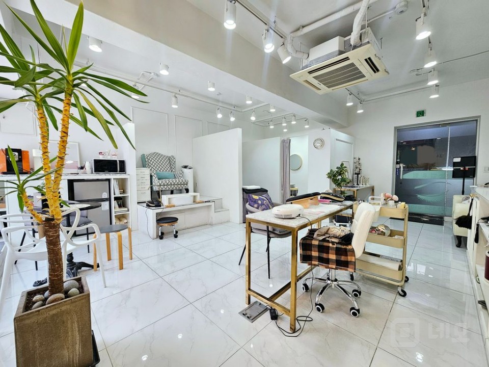 ⚡위치대비금액⚡ 유동인구 多, 노출성 매물의 4번째 사진