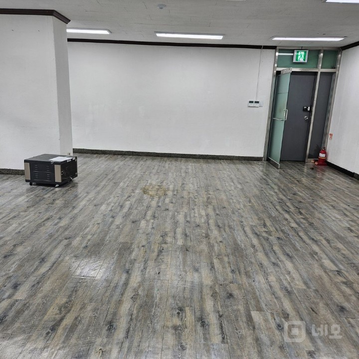 시청역4번 출구 3분 거리의 전망 좋고 가성비 좋은 사무실 임대 매물의 3번째 사진