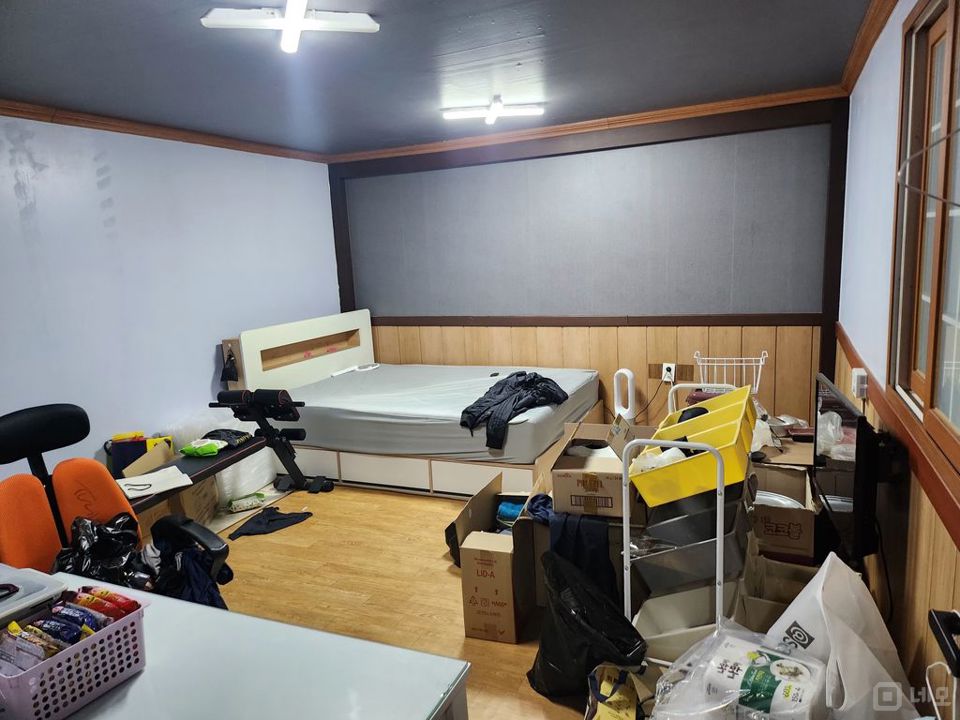 넓은 상가 방1 화장실1 생활 가능 매물의 7번째 사진