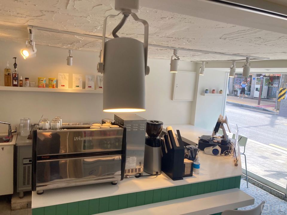 대학가 상권입니다! 매물의 3번째 사진